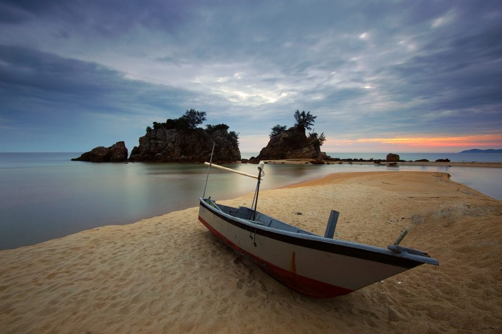 tide-lifiting-boat